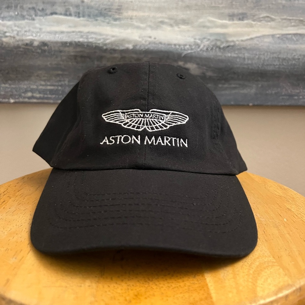 Aston Martin Black Cap